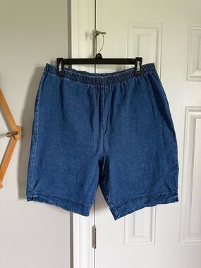 L.A. Blues Women's Blue Denim Elastic-Waist Shorts